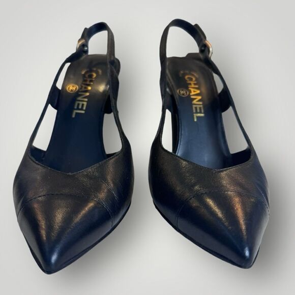 Chanel Leather Pearl Slingback Pumps 37.5 - Picture 4 of 9